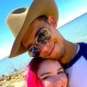 Meet your Posher, Phillip